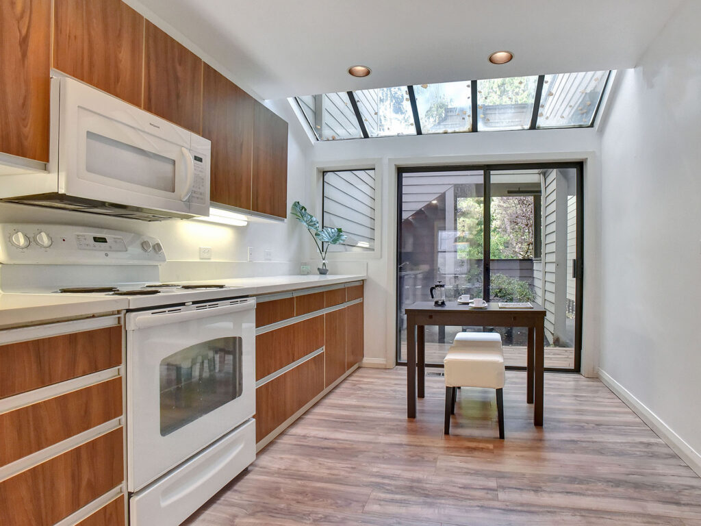 12.-17029-SW-Versailles-Ln-Tigard-13