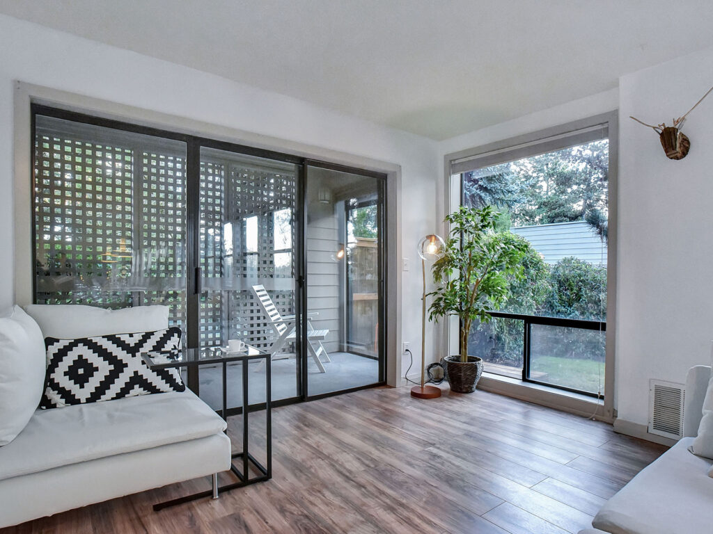 5.-17029-SW-Versailles-Ln-Tigard-05